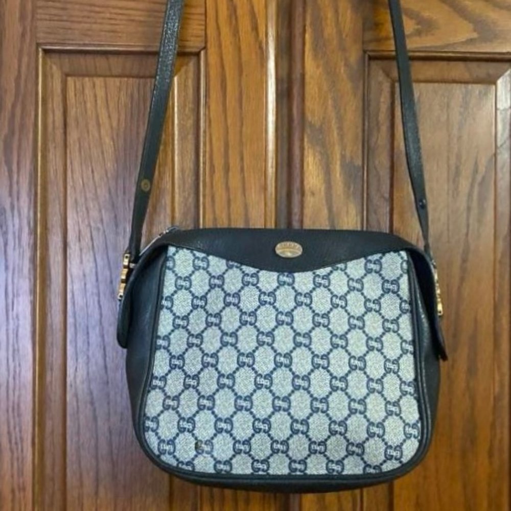 SOLD on EBAY Auth. RARE Vintage Gucci Plus Blue Line Crossbody Small Bag